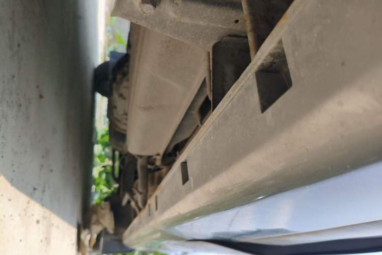 Used Jinbei New Hiace X30L 2016 1.3L Wealth Edition DLCG12 Chassis Rear Right