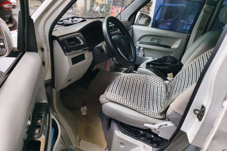 Used Jinbei New Hiace X30L 2016 1.5L Business Edition DLCG14 Driver Seat