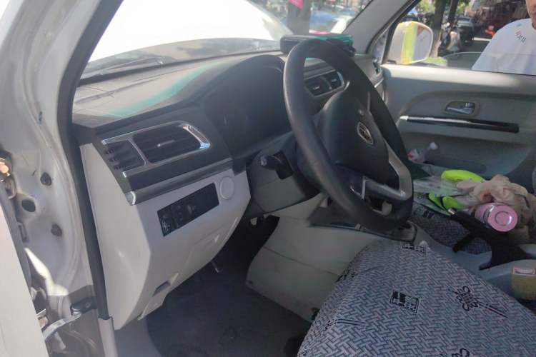 Used Jinbei New Hiace X30L 2016 1.3L Wealth Edition DLCG12 Driver Seat