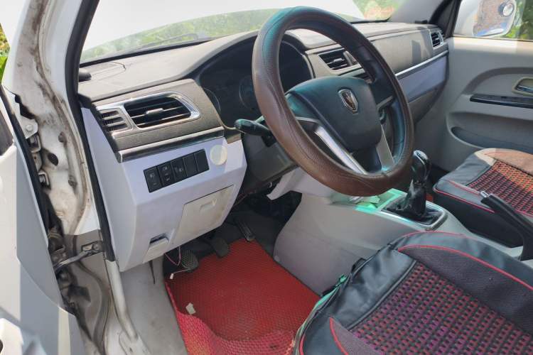Used Jinbei New Hiace X30L 2016 1.3L Wealth Edition DLCG12 Driver Seat