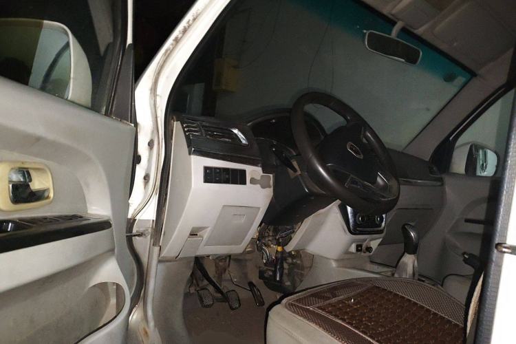 Used Jinbei New Hiace X30L 2016 1.3L Wealth Edition DLCG12 Driver Seat