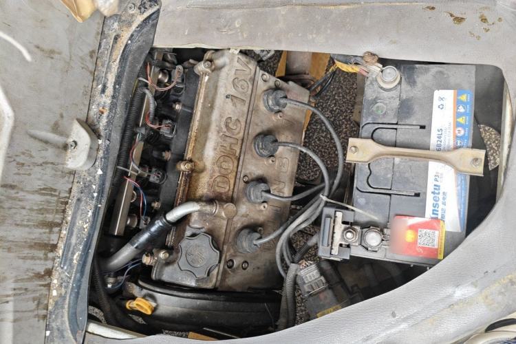 Used Jinbei New Hiace X30L 2016 1.5L Wealth Edition DLCG14 Engine Bay Left
