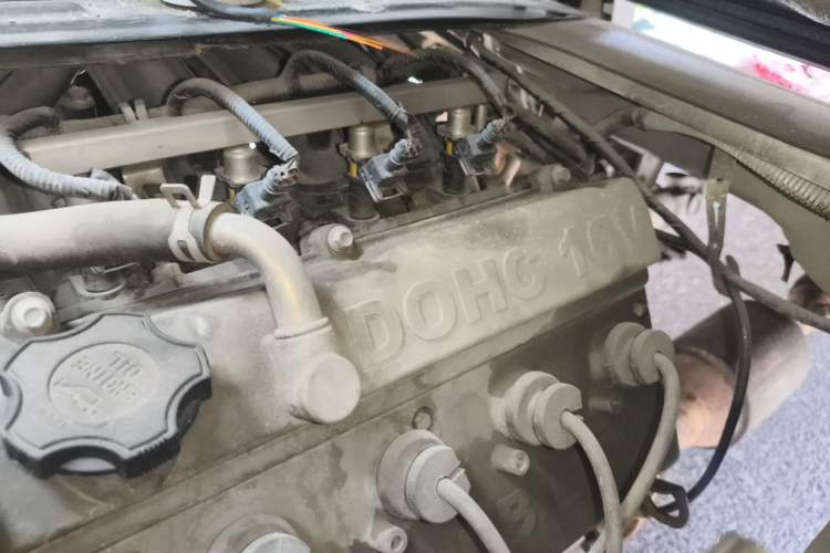 Used Jinbei New Hiace X30L 2016 1.3L Business Edition Van DLCG12 Engine Bay Left