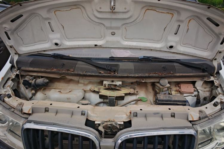 Used Jinbei New Hiace X30L 2016 1.5L Wealth Edition DLCG14 Engine Bay