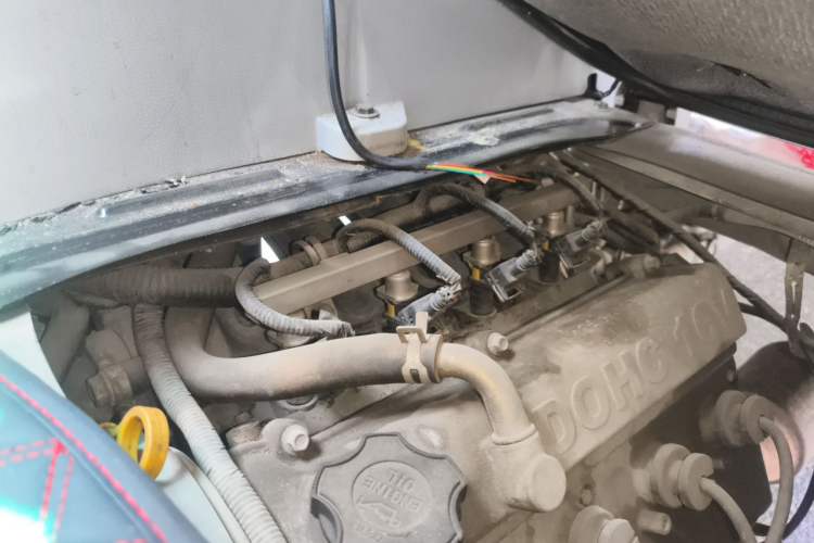 Used Jinbei New Hiace X30L 2016 1.3L Business Edition Van DLCG12 Engine Bay Right