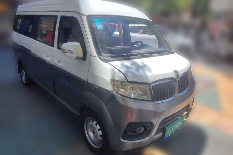 Used Jinbei New Hiace X30L 2016 1.3L Wealth Edition DLCG12 Front Right 45 Deg