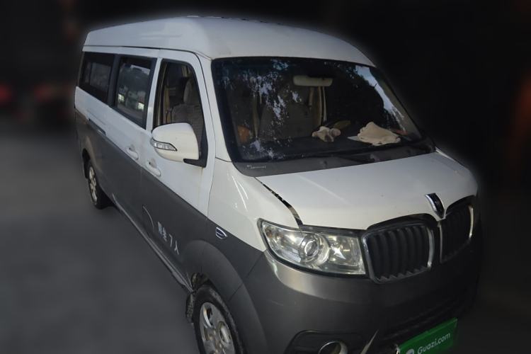 Used Jinbei New Hiace X30L 2016 1.5L Wealth Edition Van DLCG14 Front Right 45 Deg