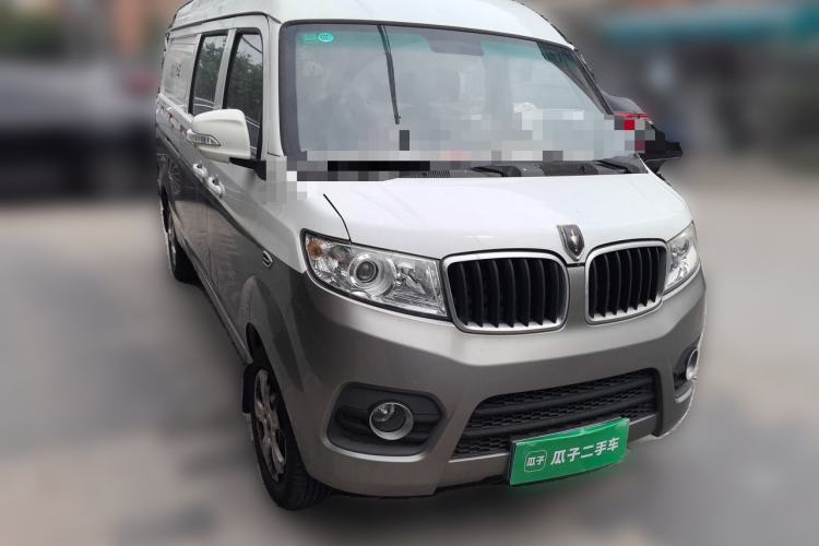 Used Jinbei New Hiace X30L 2016 1.5L Wealth Edition Van DLCG14 Front Right 45 Deg