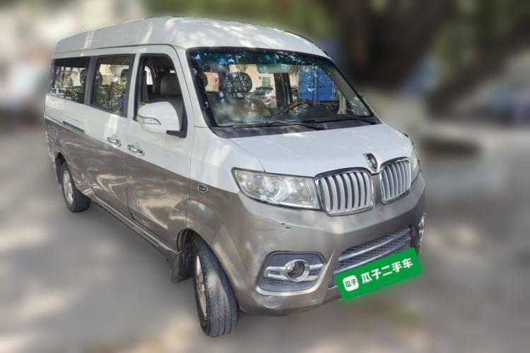 Used Jinbei New Hiace X30L 2016 1.3L Business Edition DLCG12 Front Right 45 Deg