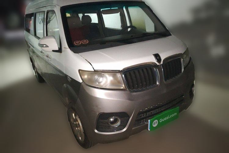 Used Jinbei New Hiace X30L 2016 1.3L Wealth Edition DLCG12 Front Right 45 Deg