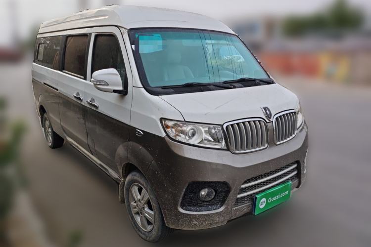 Used Jinbei New Hiace X30L 2016 1.3L Business Edition DLCG12 Front Right 45 Deg