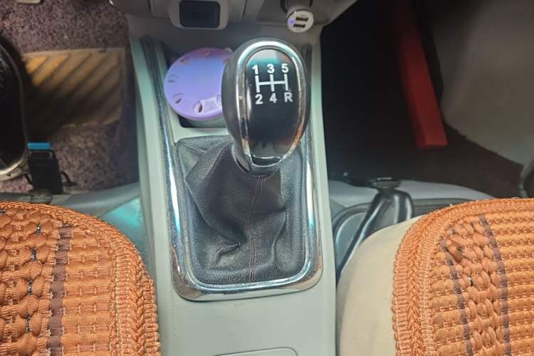 Used Jinbei New Hiace X30L 2016 1.5L Business Edition Van DLCG14 Gear Lever