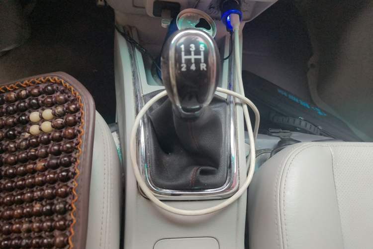 Used Jinbei New Hiace X30L 2016 1.5L Business Edition DLCG14 Gear Lever