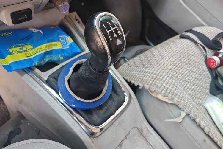Used Jinbei New Hiace X30L 2016 1.5L Wealth Edition Van DLCG14 Gear Lever