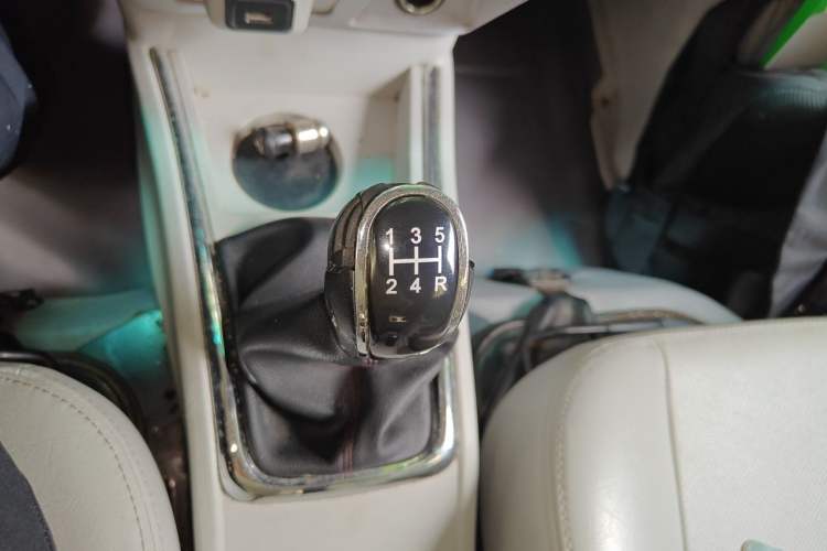 Used Jinbei New Hiace X30L 2016 1.3L Wealth Edition DLCG12 Gear Lever