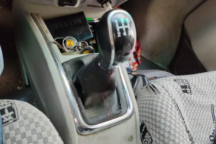 Used Jinbei New Hiace X30L 2016 1.5L Wealth Edition Van DLCG14 Gear Lever
