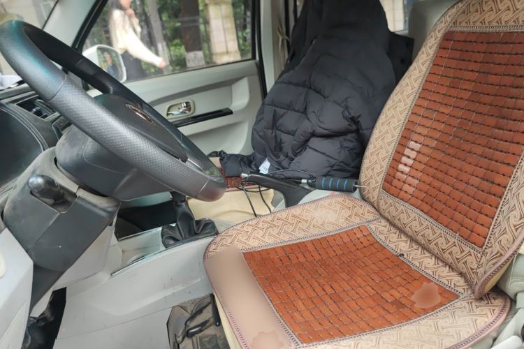 Used Jinbei New Hiace X30L 2016 1.5L Business Edition DLCG14 Left Front Seat