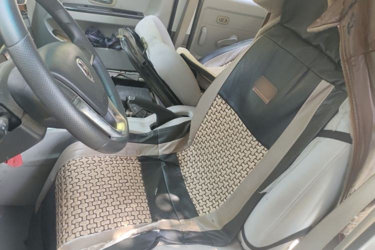 Used Jinbei New Hiace X30L 2016 1.3L Wealth Edition DLCG12 Left Front Seat