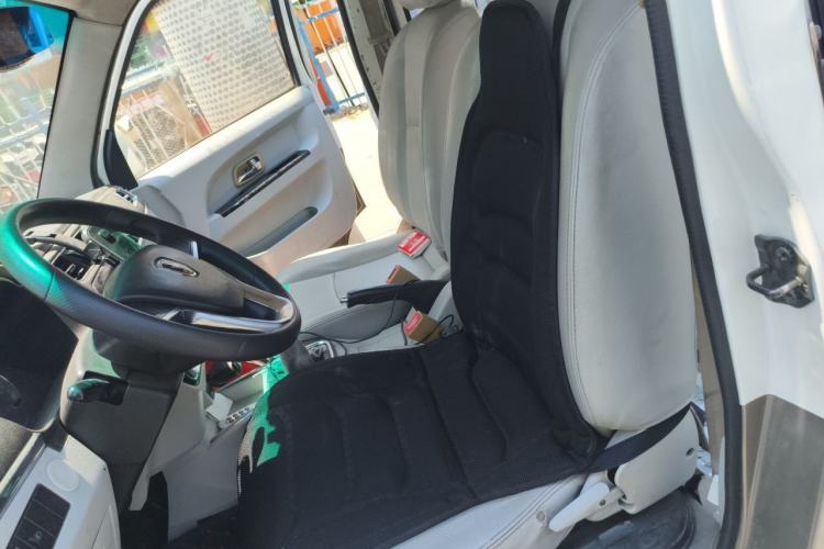 Used Jinbei New Hiace X30L 2016 1.3L Business Edition Van DLCG12 Left Front Seat
