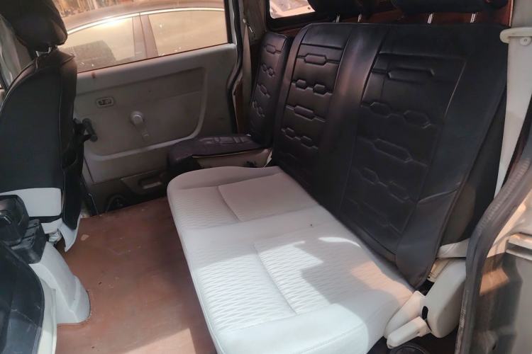 Used Jinbei New Hiace X30L 2016 1.5L Business Edition DLCG14 Left Rear Seat