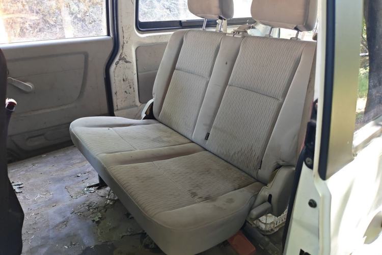 Used Jinbei New Hiace X30L 2016 1.5L Wealth Edition DLCG14 Left Rear Seat