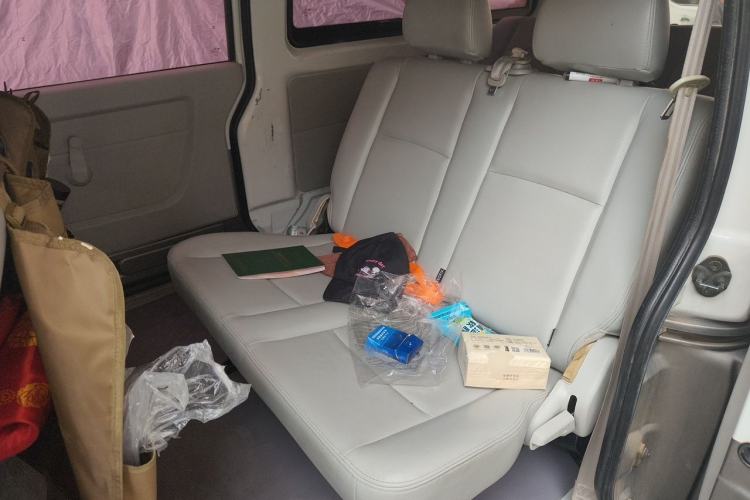 Used Jinbei New Hiace X30L 2016 1.5L Business Edition DLCG14 Left Rear Seat