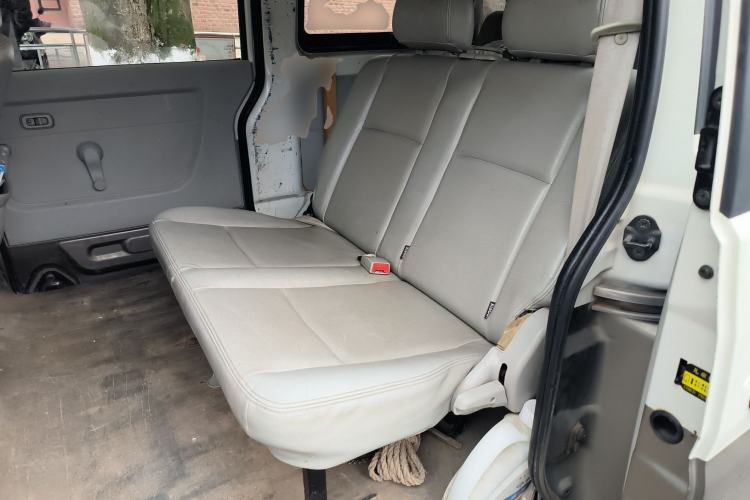 Used Jinbei New Hiace X30L 2016 1.5L Business Edition DLCG14 Left Rear Seat
