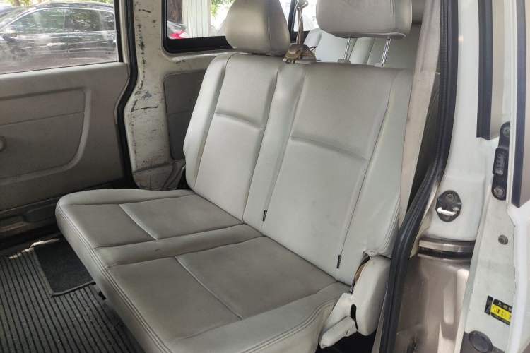 Used Jinbei New Hiace X30L 2016 1.3L Business Edition DLCG12 Left Rear Seat