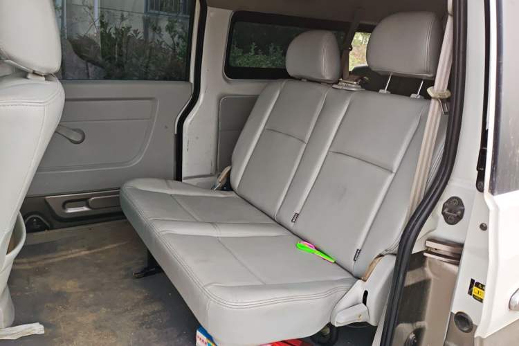 Used Jinbei New Hiace X30L 2016 1.3L Business Edition DLCG12 Left Rear Seat