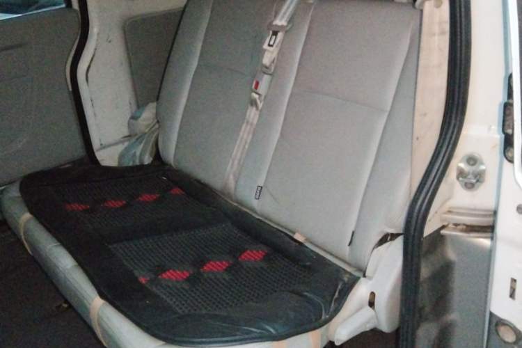 Used Jinbei New Hiace X30L 2016 1.5L Business Edition DLCG14 Left Rear Seat