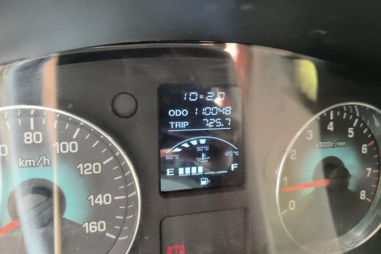 Used Jinbei New Hiace X30L 2016 1.3L Wealth Edition DLCG12 Odometer Close Up