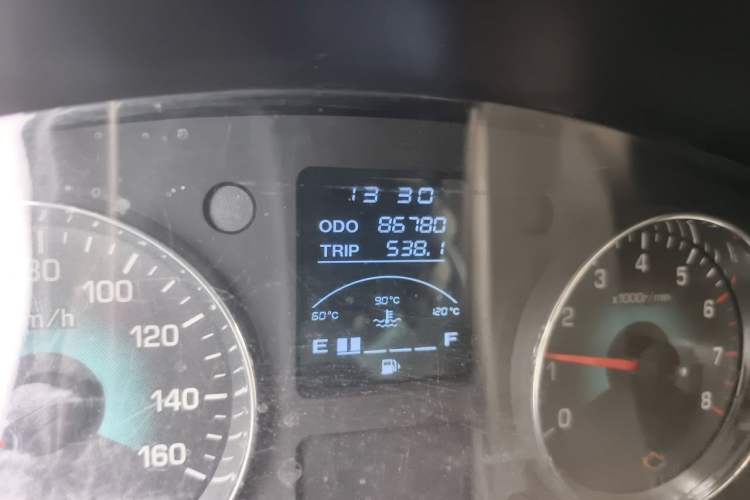Used Jinbei New Hiace X30L 2016 1.5L Wealth Edition DLCG14 Odometer Close Up