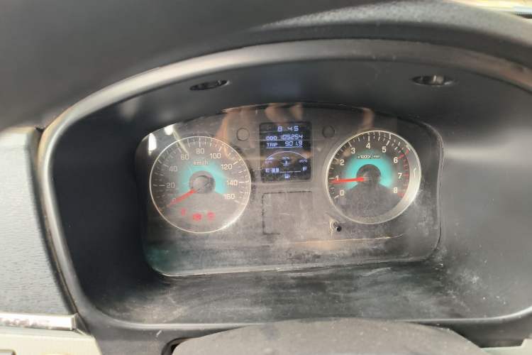 Used Jinbei New Hiace X30L 2016 1.5L Business Edition DLCG14 Odometer Close Up
