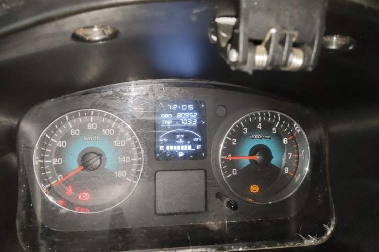 Used Jinbei New Hiace X30L 2016 1.3L Wealth Edition DLCG12 Odometer Close Up
