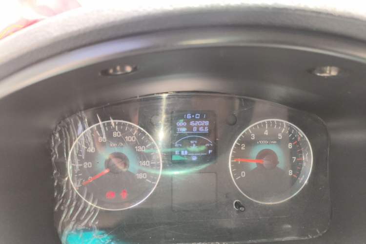 Used Jinbei New Hiace X30L 2016 1.3L Business Edition Van DLCG12 Odometer Close Up