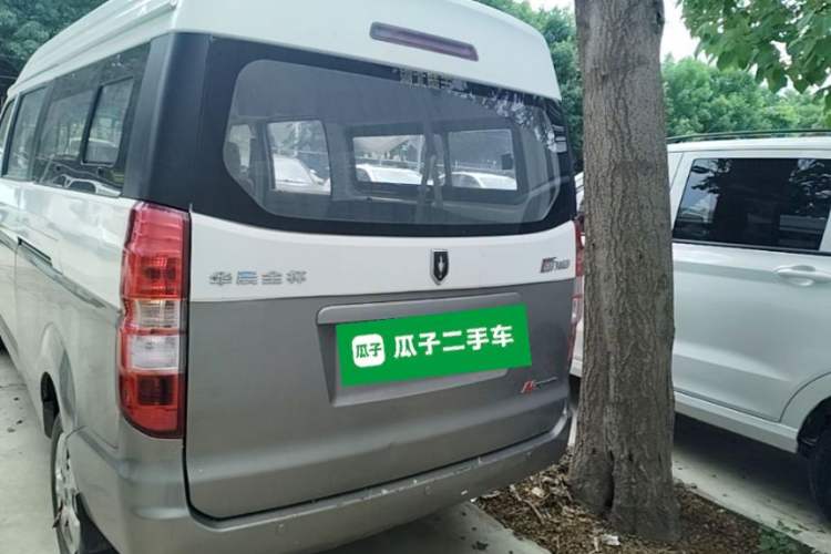 Used Jinbei New Hiace X30L 2016 1.5L Wealth Edition DLCG14 Rear