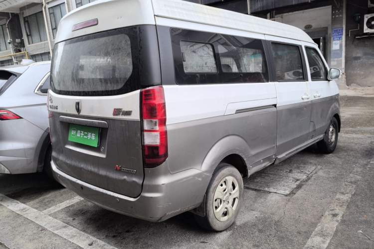 Used Jinbei New Hiace X30L 2016 1.5L Wealth Edition DLCG14 Rear Right 45 Deg