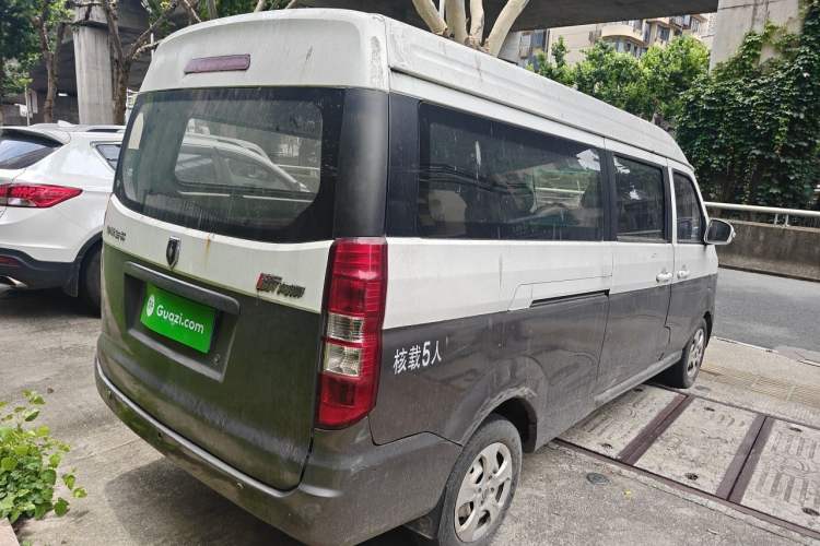 Used Jinbei New Hiace X30L 2016 1.5L Wealth Edition Van DLCG14 Rear Right 45 Deg