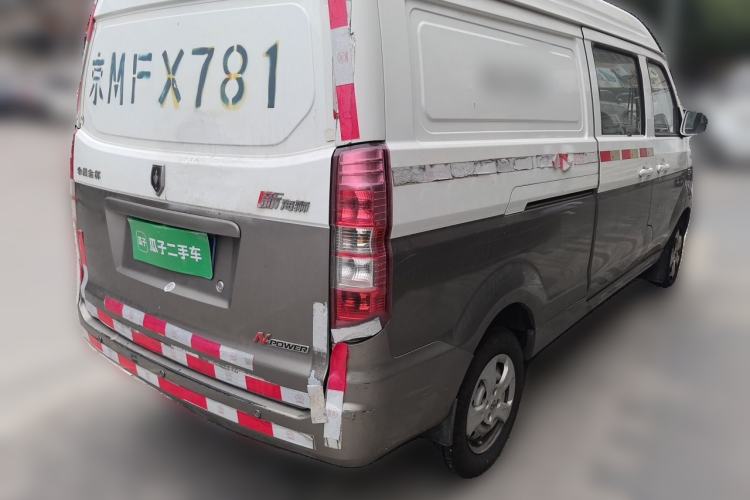 Used Jinbei New Hiace X30L 2016 1.5L Wealth Edition Van DLCG14 Rear Right 45 Deg