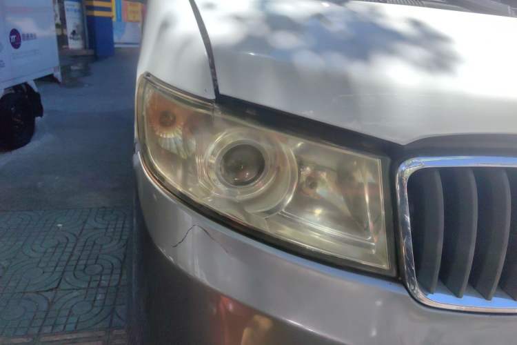 Used Jinbei New Hiace X30L 2016 1.3L Wealth Edition DLCG12 Right Front Headlight