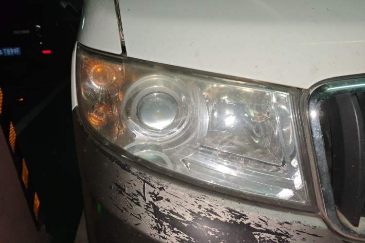 Used Jinbei New Hiace X30L 2016 1.5L Wealth Edition DLCG14 Right Front Headlight