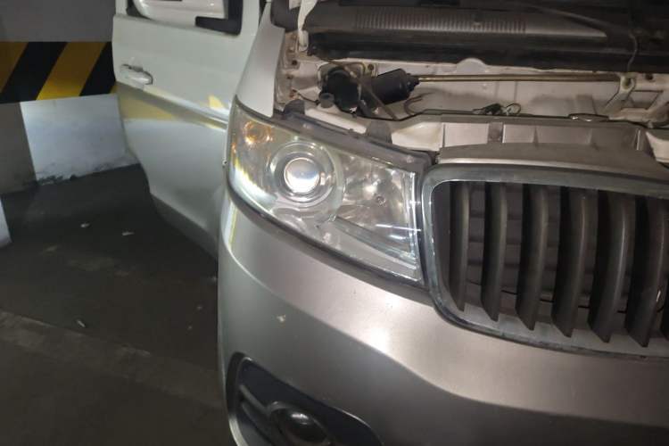 Used Jinbei New Hiace X30L 2016 1.5L Wealth Edition DLCG14 Right Front Headlight