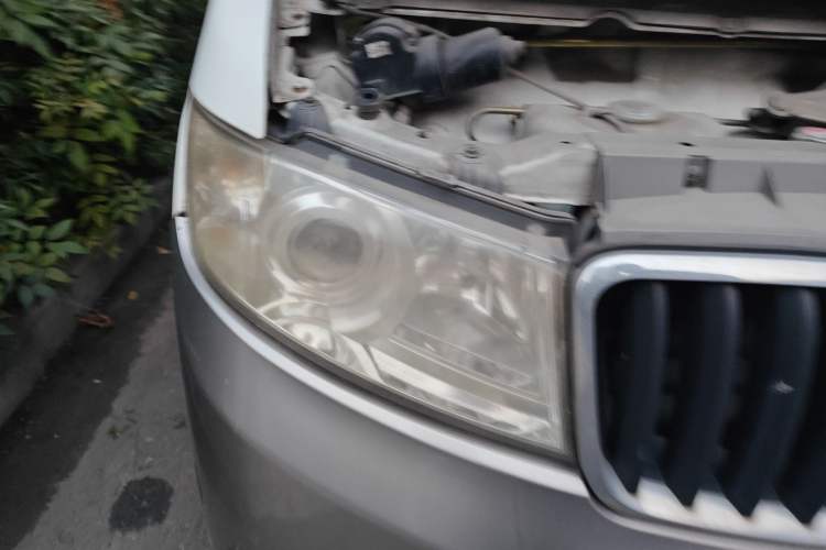 Used Jinbei New Hiace X30L 2016 1.5L Wealth Edition Van DLCG14 Right Front Headlight