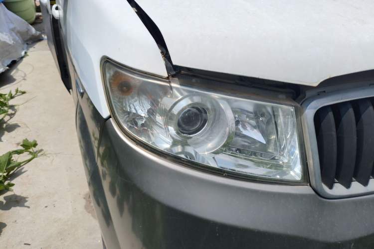 Used Jinbei New Hiace X30L 2016 1.3L Wealth Edition DLCG12 Right Front Headlight