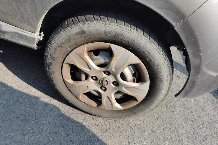 Used Jinbei New Hiace X30L 2016 1.5L Business Edition Van DLCG14 Right Front Wheel Hub