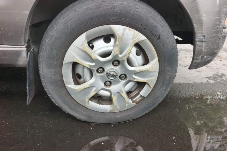 Used Jinbei New Hiace X30L 2016 1.5L Wealth Edition DLCG14 Right Front Wheel Hub