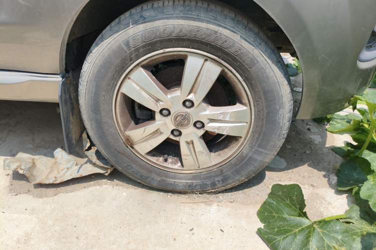 Used Jinbei New Hiace X30L 2016 1.3L Wealth Edition DLCG12 Right Front Wheel Hub