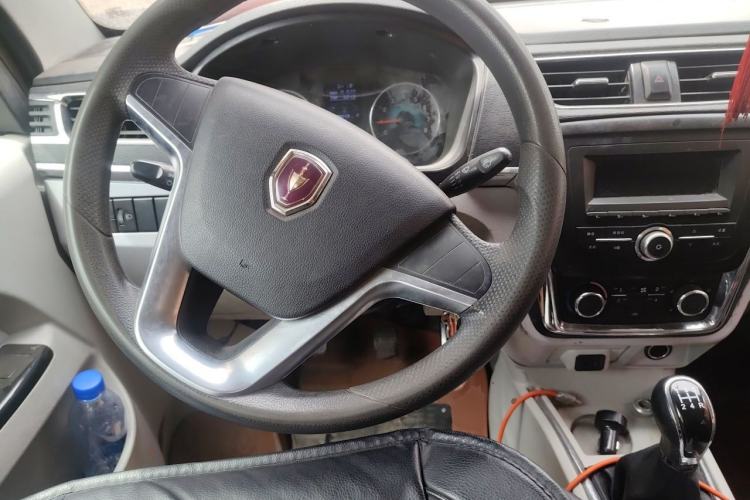 Used Jinbei New Hiace X30L 2016 1.5L Business Edition DLCG14 Steering Wheel