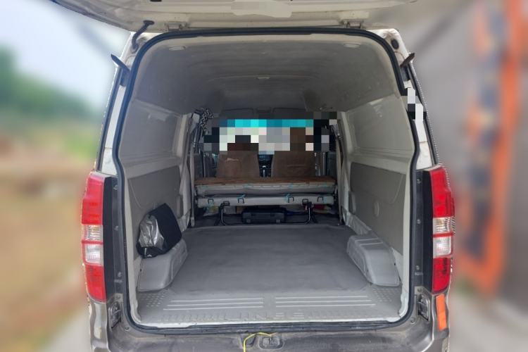 Used Jinbei New Hiace X30L 2016 1.5L Business Edition Van DLCG14 Trunk
