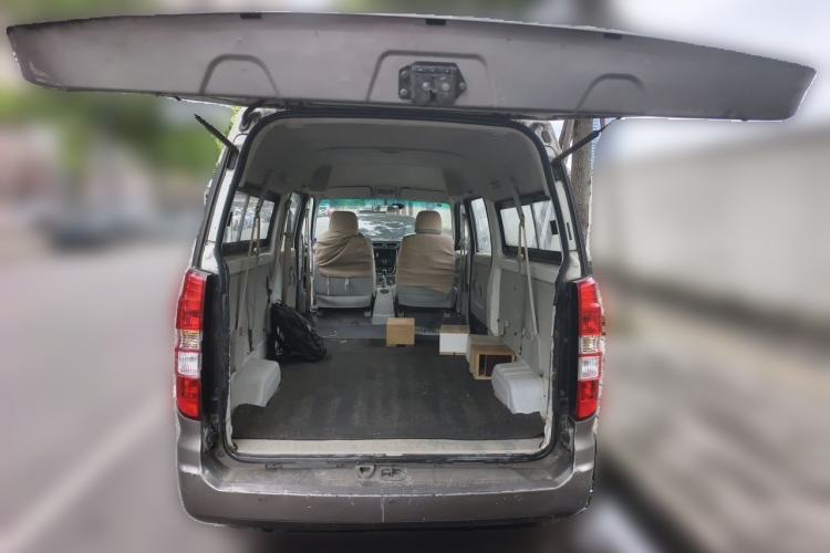 Used Jinbei New Hiace X30L 2016 1.5L Wealth Edition DLCG14 Trunk